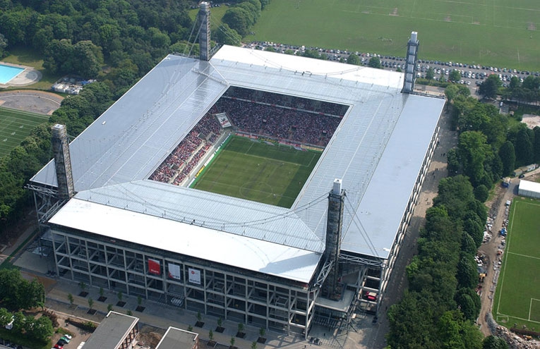 Rhein Energie Stadion, FC Köln